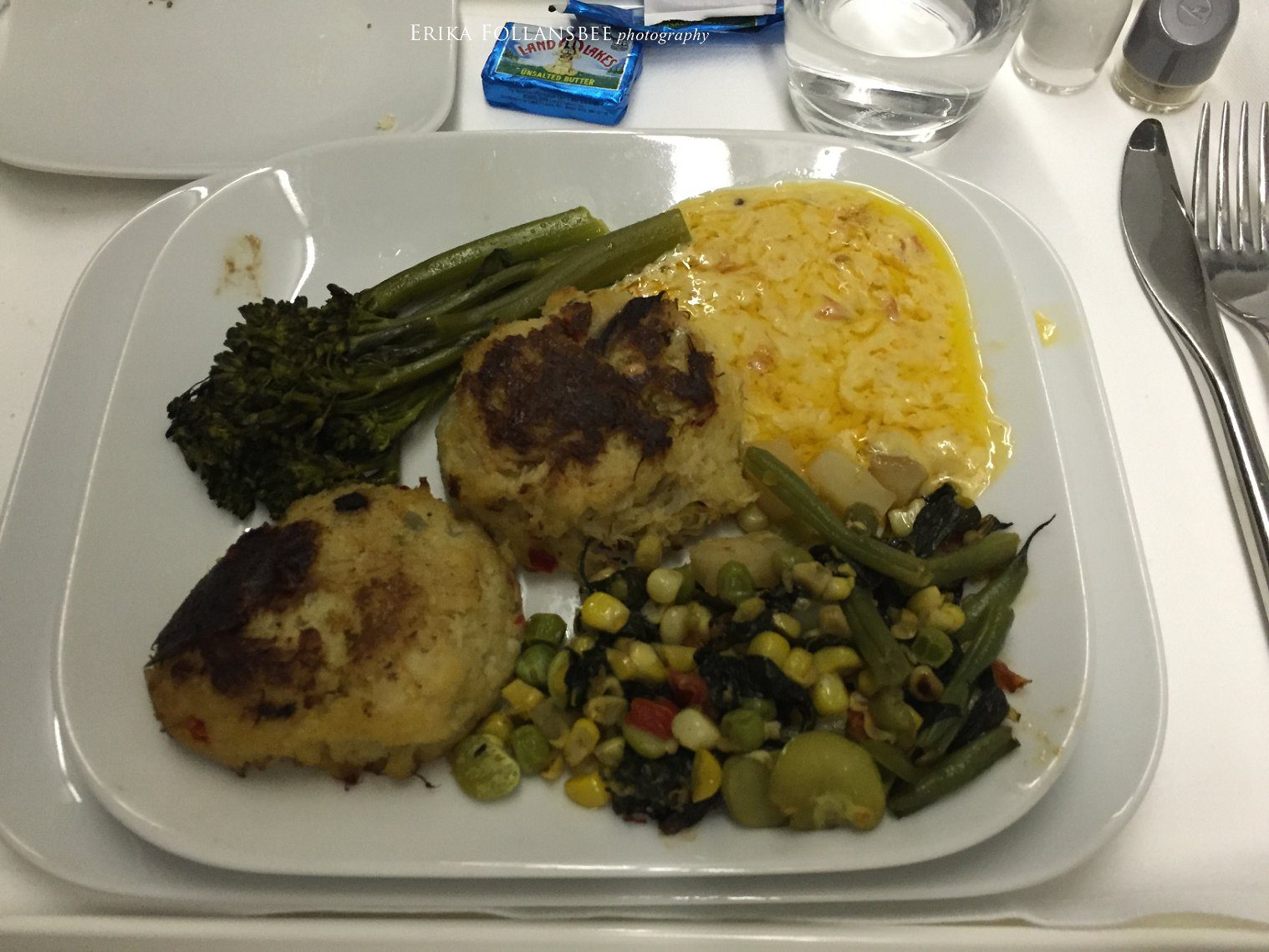 Lufthansa Business Class Entree: Crabcakes BOS-FRA