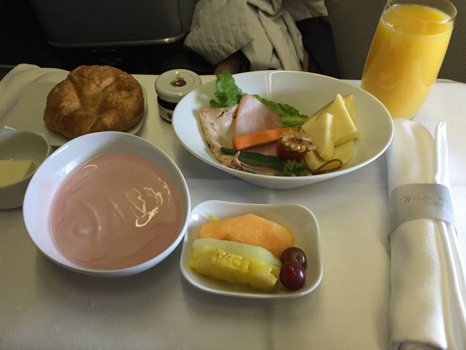 Breakfast service Lufthansa business class flight